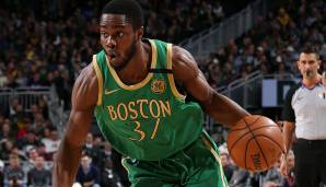 SEMI OJELEYE (Forward, 25) wechselt von den Boston Celtics zu den Milwaukee Bucks - Vertrag: 1 Jahr, Gehalt unbekannt