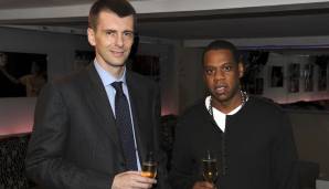 Der damalige Nets-Besitzer Mikhail Prokhorov und Anteilseigner Jay-Z versuchen 2010/11, Carmelo Anthony zu den Nets zu locken.