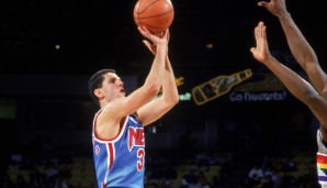 Der "Mozart des Basketballs" brachte einen Bilderbuch-Jumper aus Europa in die NBA, bei den Nets wurde er zum Franchise-Spieler. Doch leider kam er im Juni 1993 im Alter von 28 Jahren bei einem Autounfall viel zu früh ums Leben.