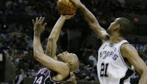 Tim Duncan blockte in Spiel 6 der NBA Finals 2003 offiziell 8 Würfe.