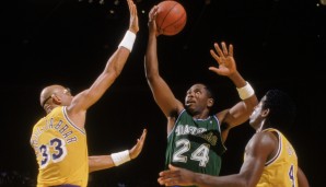 Die Dallas Mavericks wollten Mark Aguirre zu den Los Angeles Lakers traden.