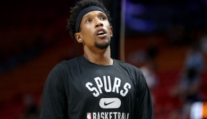 Für JOSH RICHARDSON peilen die Spurs offenbar einen Erstrundenpick als Trade-Gegenwert an. Der 29-Jährige ist ein vielseitiger 3-and-D-Flügel. Nach einer enttäuschenden Saison in Dallas fällt mittlerweile auch wieder der Dreier (41,5 Prozent in 21/22).