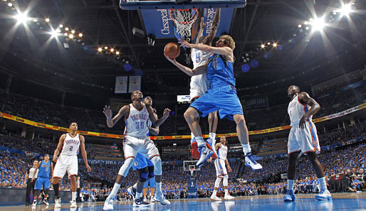 Dirk Nowitzki wurde von den Thunder extrem physisch verteidigt