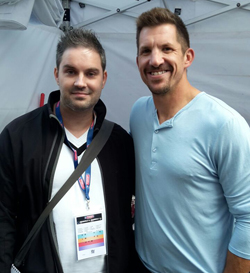 SPOX-Redakteur Stefan Petri (l.) mit Dallas Clark