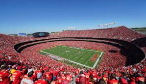 KANSAS CITY CHIEFS: Die Chiefs haben angekündigt, 16.000 Tickets für den Season Opener gegen die Houston Texans zu verkaufen. Das entspricht ungefähr 22 Prozent des letztjährigen Zuschauerschnitts im Arrowhead Stadium.