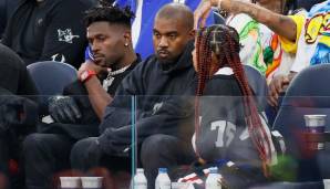 Kanye West hatte Tochter North mitgebracht - und Wide Receiver Antonio Brown (r.), der sich vor den Playoffs so spektakulär von den Tampa Bay Buccaneers "getrennt" hatte.