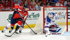 Henrik Lundqvist (r.) hielt seinen Kasten gegen die Capitals sauber