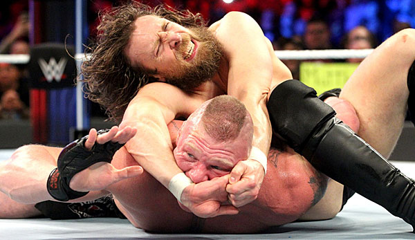 Der frisch gekrönte WWE Champion Daniel Bryan forderte bei den Survivor Series Brock Lesnar.